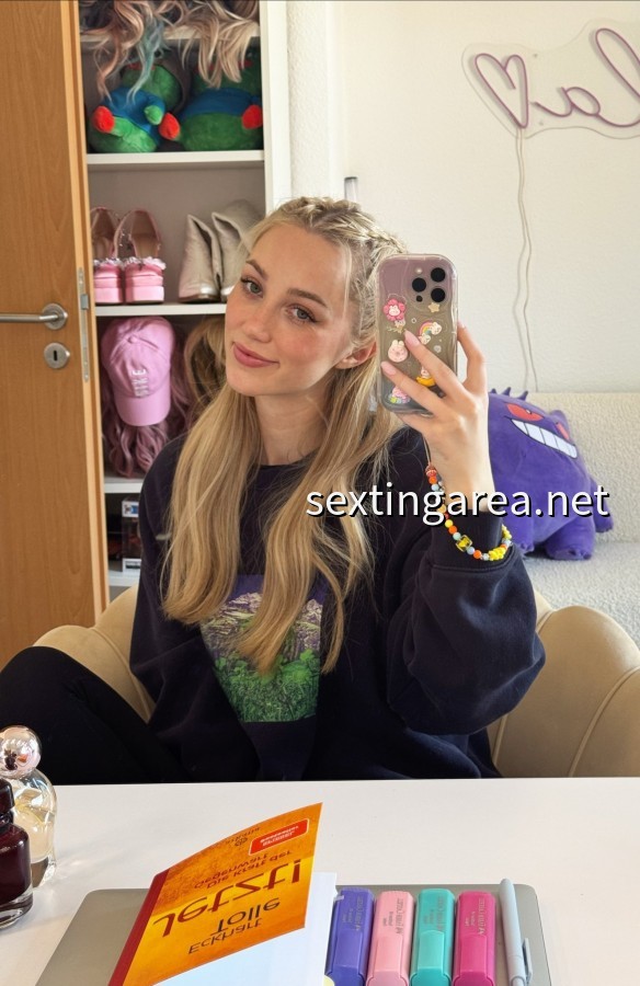 Wild Girls on Snapchat share Nudes and Videos