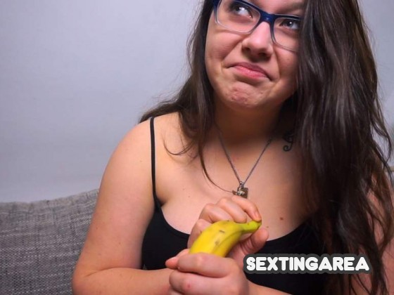 Was eine GEILE SAUERREI😱 Sex mit einer Banane!
